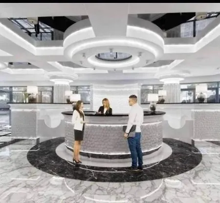 Lejlighed Hanza Tower Center Spa & Jacusi & Pool