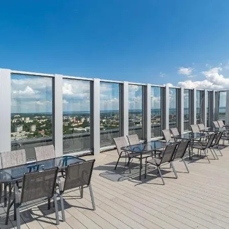 Apartment Hanza Tower Center Spa & Jacusi & Pool